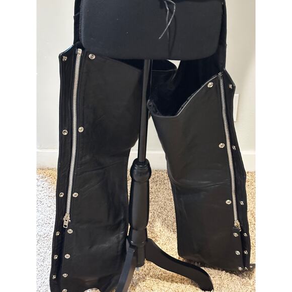 Vintage Unisex Leather Chaps Unik sz XS Biker Moto wide leg ready to ride - Picture 4 of 7